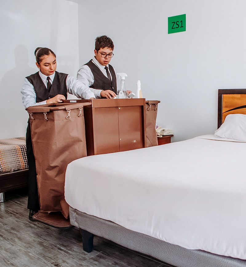 Liceo Técnico José María Narbona Cortés comeduc especilidad servicios dehotelería