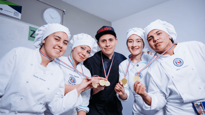 ganadores Concurso Gastronomía liceos comeduc 2025